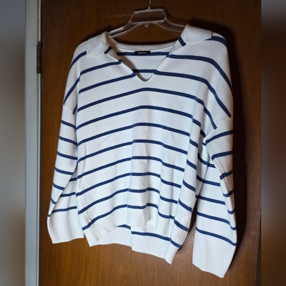 Fashion Tops - Blue & White Striped Knit Blouse Sweater Size XL